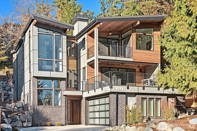 Building Photo - 4bd/3.5ba Kirkland Home