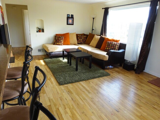 Photo - 1175 South Mariposa Street