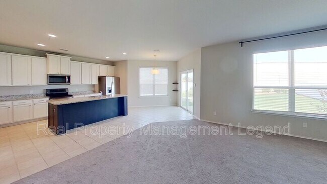 Photo - 1608 Hinckley Ave