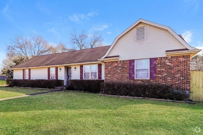 Building Photo - 6505 Deermont Dr Rental