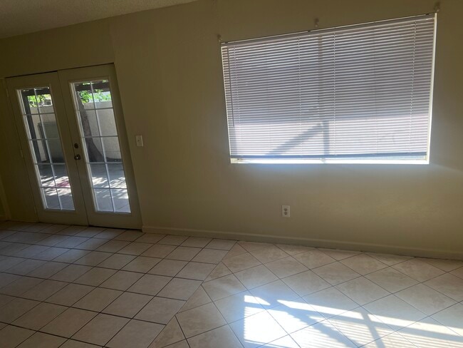 Photo - 3841 W Mitchell Dr