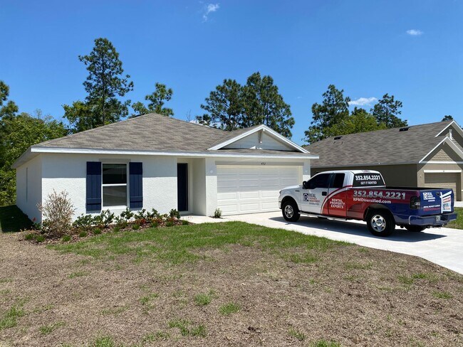 Photo - NOT AVAILABLE TO SHOW UNTIL MID APRIL Desirable Lake Diamond Subdivision 4/2/2 **Won't Last*