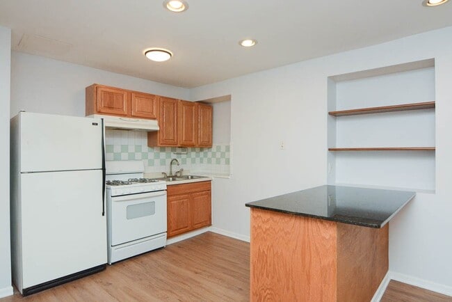 Photo - 2347 W 24th Pl Unit FG