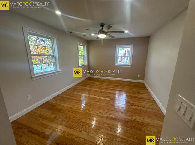 Photo - 628 Trapelo Rd Condo