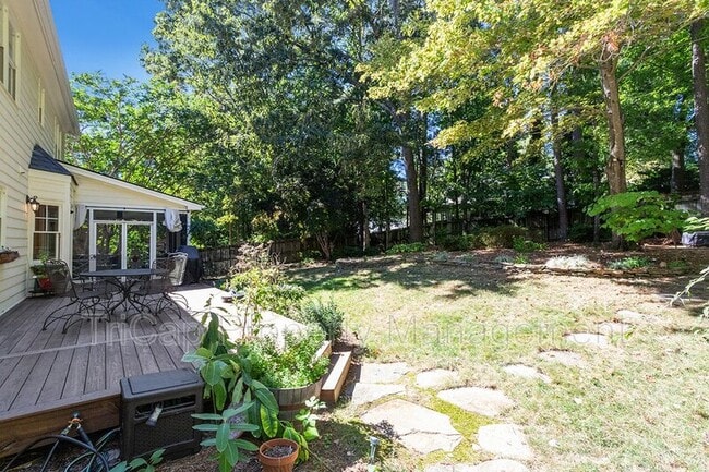 Photo - 2113 Hamrick Dr
