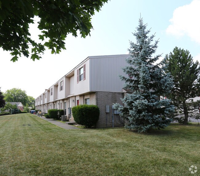 Saddle Club Apartments Liverpool, NY