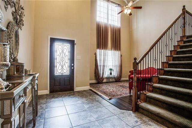 Photo - 300 Rugby Ln