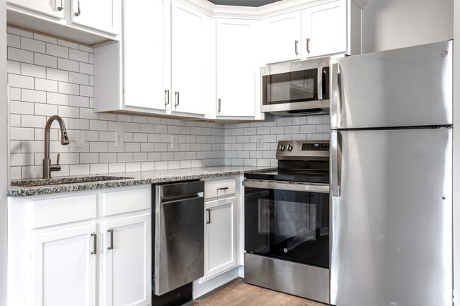 Photo - The Brickhouse at Creekside