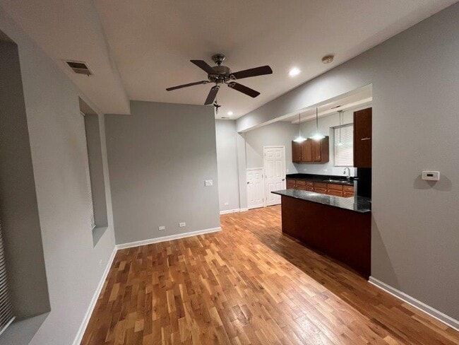 Photo - 2249 S Bell Ave Unit 1R