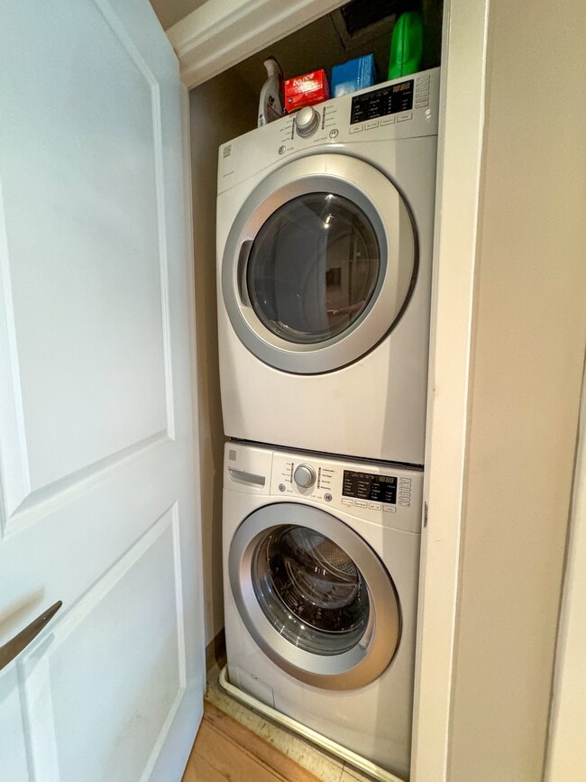 Photo - 2125 14th St NW