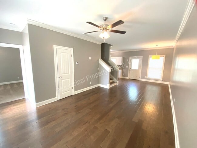 Photo - 4BR/4.5 Bath For Rent