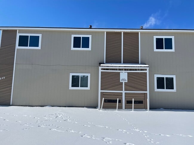 Building Photo - 6655 Provincial Dr
