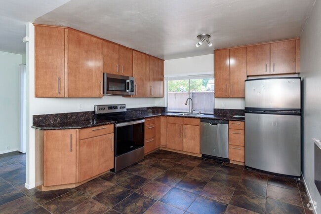 Building Photo - Amazing, Quiet University City Condo For Rent