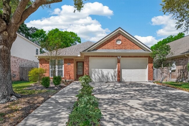 Building Photo - 2427 Colonial Springs Ln