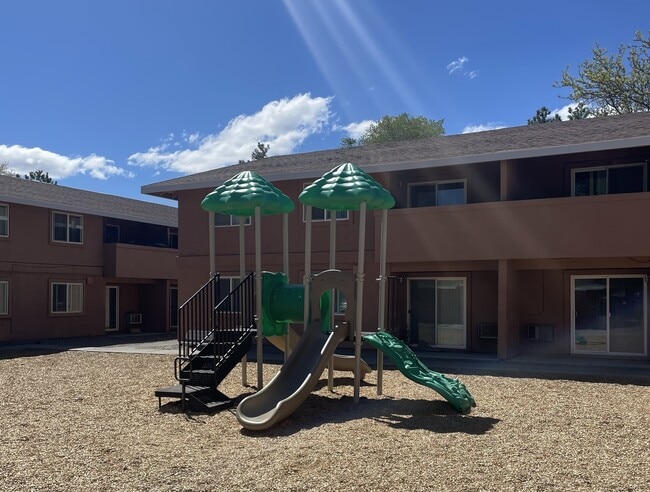 Parkside Gardens Apartments