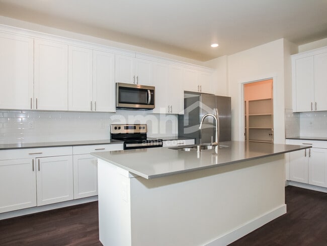 Photo - 7724 Verona Lp SW