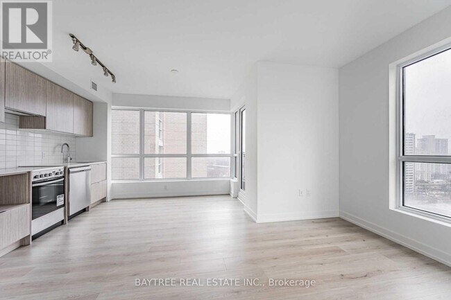 Photo - 395 Bloor St E Unité 1211