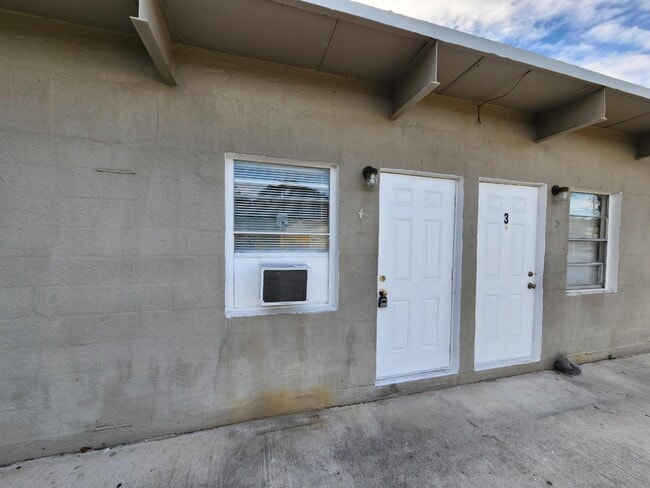 Photo - 620 20th St Unidad 4