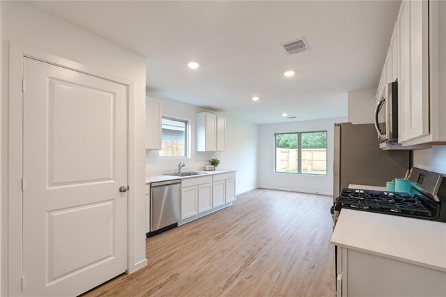 Photo - 17914 Becker Lndg Dr