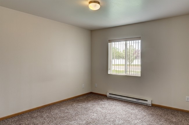 Photo - Pineview Apartments