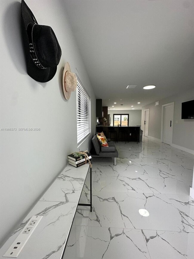 Photo - 1074 NW 61st St Unidad A