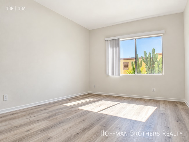 3631 Watseka Ave Unit 105