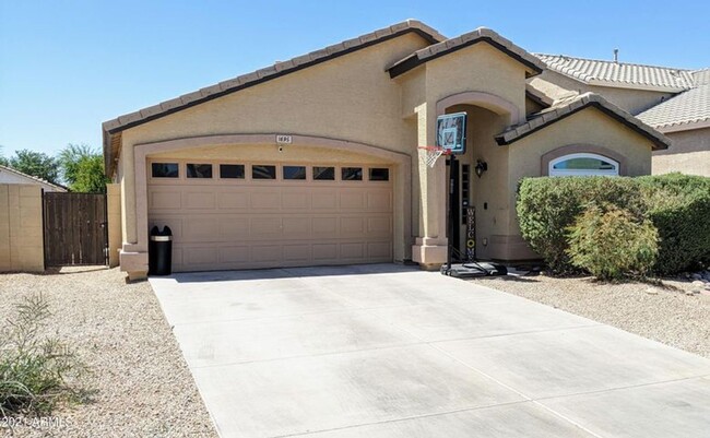 3-bed plus den or 4-bedroom in San Tan Valley - 3-bed plus den or 4-bedroom in San Tan Valley House