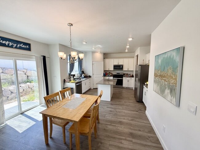 Photo - 3819 Greeley Cir