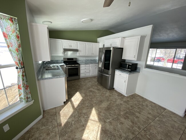 Cocina - 3081 Jackie Ct