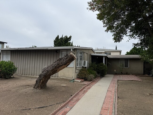 14259 Roscoe Blvd Unit 4
