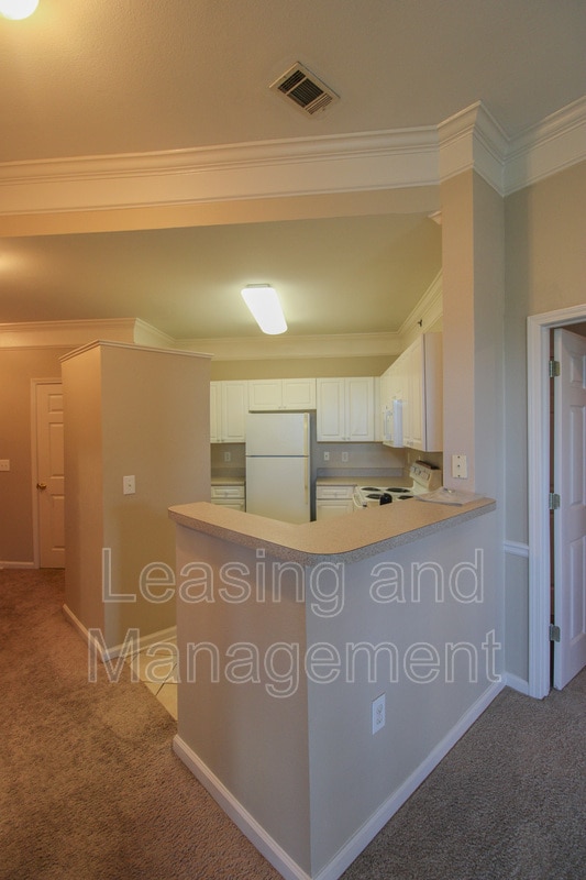 Photo - 2037 Telfair Way