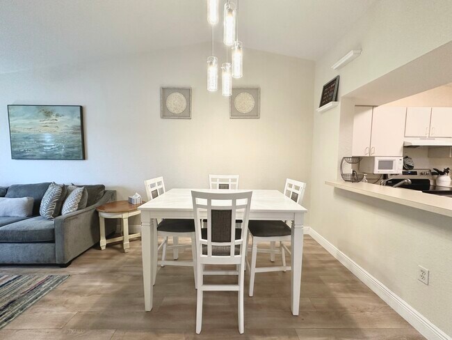 Photo - 8254 Key Royal Cir Condo Unit 732