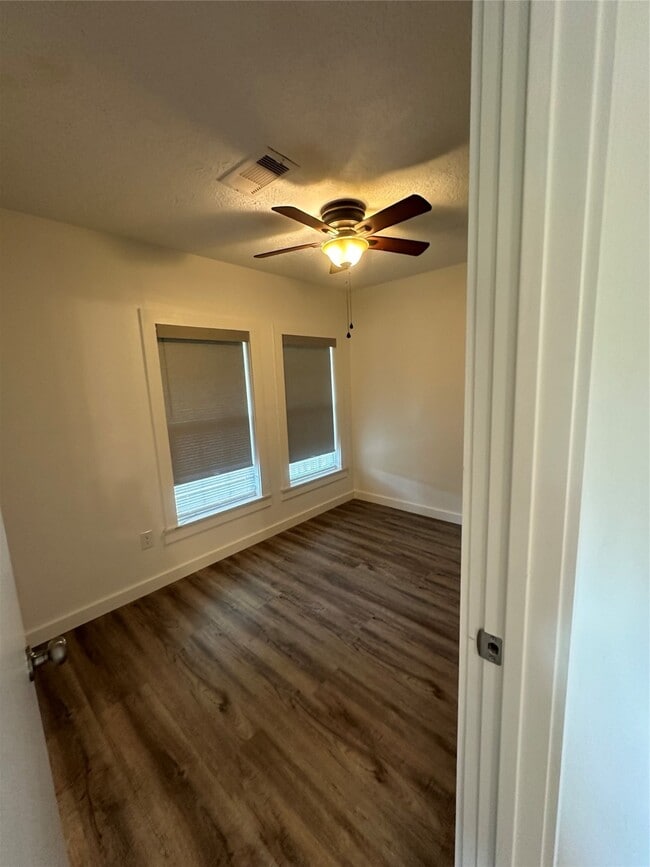 Building Photo - 2349 Avenue D Rental