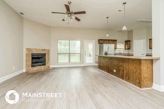 Photo - 431 Parker Dr