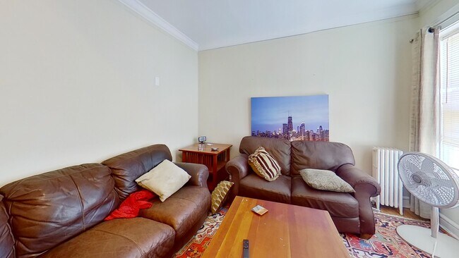 Photo - 409 Beloit Ave Unidad 3U