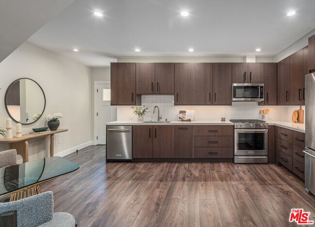 Photo - 1147 Beachwood Dr Unidad 4