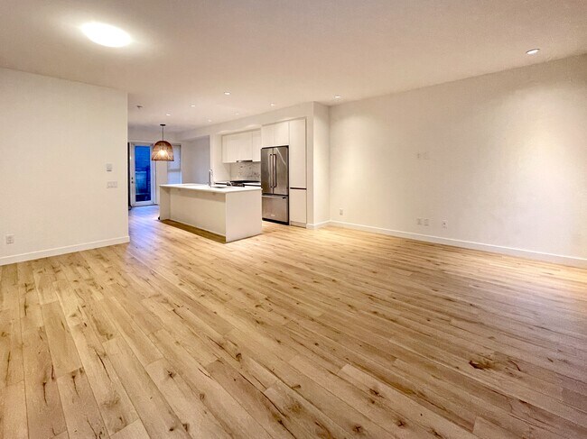 Photo - 1228 Hudson St