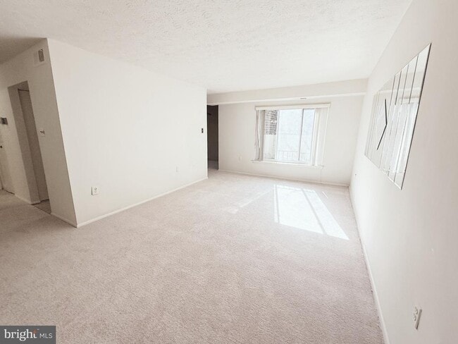 Photo - 7716 Hanover Pkwy Unit T-4