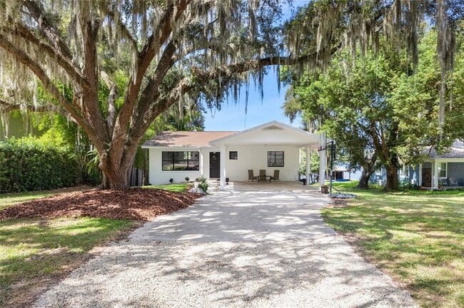 38 Live Oak Rd