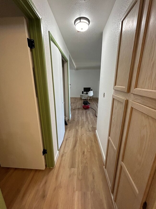 Photo - Gated Community with easy west bound 80 ac...