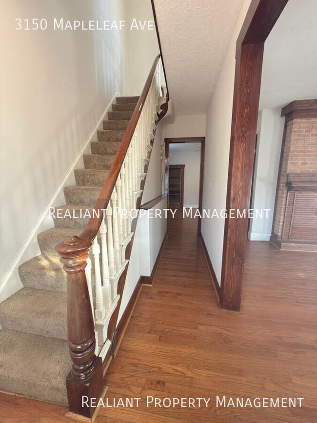 Photo - 3150 Mapleleaf Ave