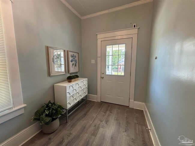 Photo - 1118 W Belmont St