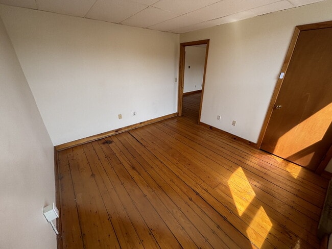 Photo - Sun-Drenched & Spacious 1BR Apartment in South Berwick Unit Apt 203