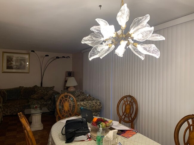 Photo - 314 New Salem St