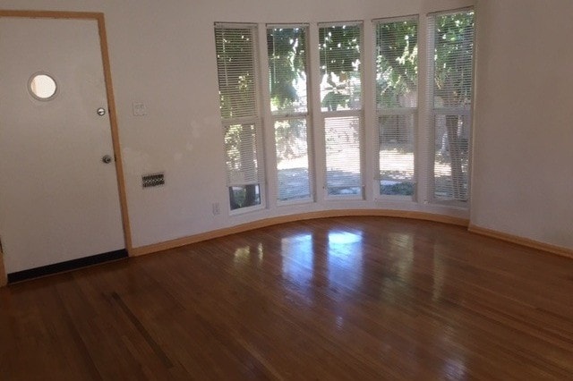 Living Room - 2314 33rd St Unit 2314