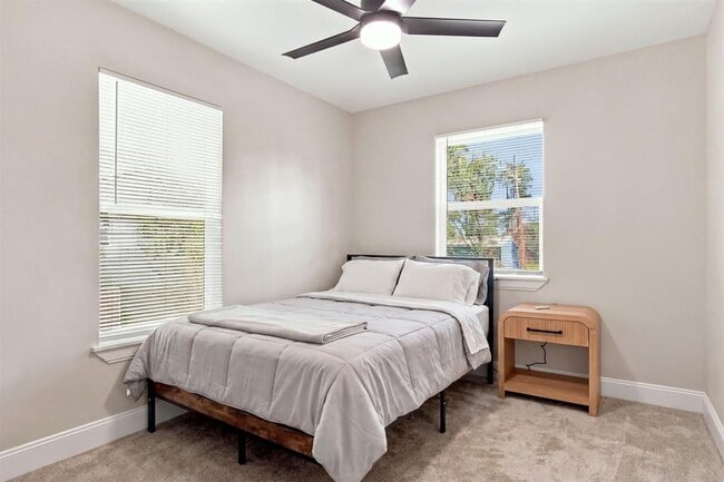 Photo - 539 N Louisa Ave