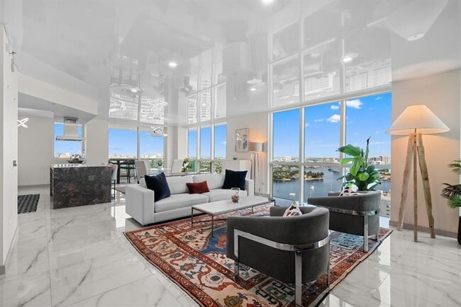 Photo - 101 S Fort Lauderdale Beach Blvd Unidad 2106 Rental