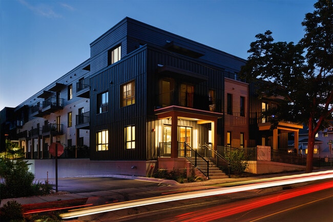 Building Photo - 252 Dunning Rental