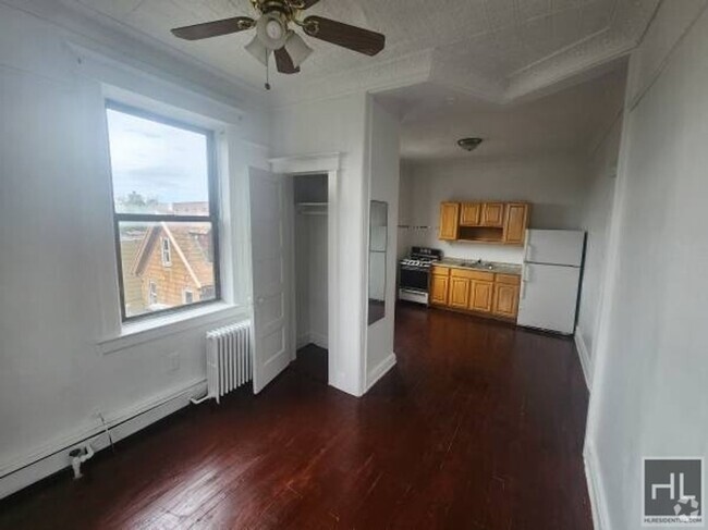 Building Photo - 123 STREET Rental