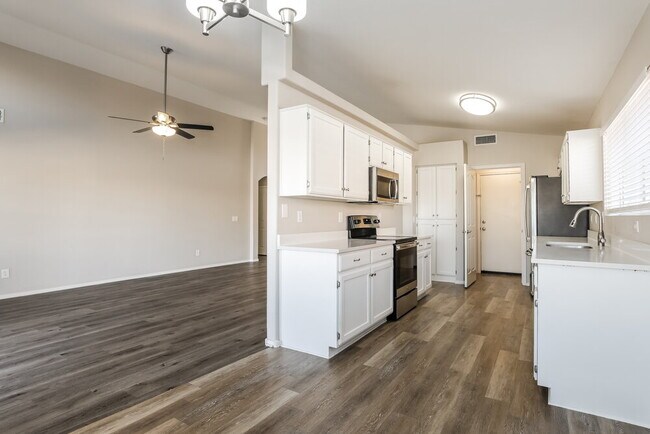 Photo - 12218 W Cambridge Ave